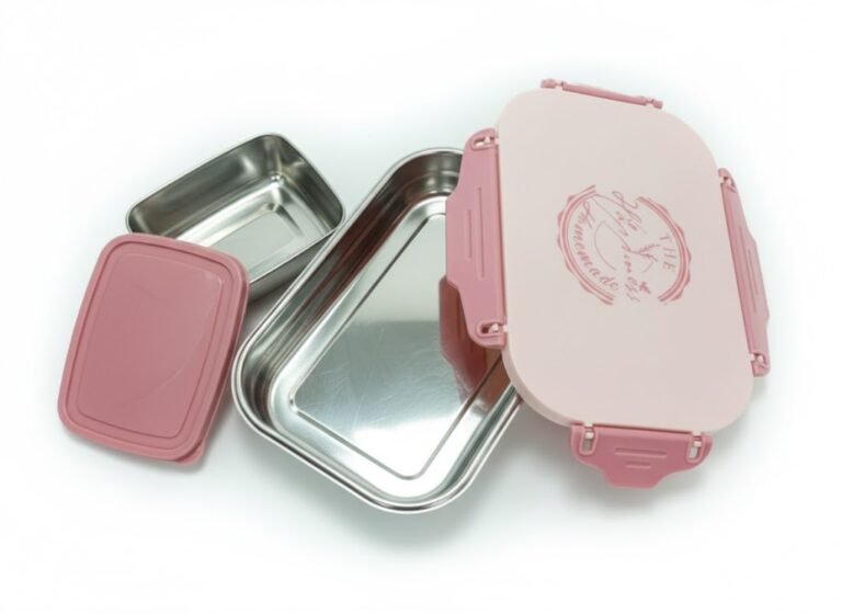 High-quality stainless steel lunch box with a leakproof lid designed for office, school, and travel. Durable, food-grade material keeps meals fresh and safe. Compact and stylish design makes it easy to carry in bags.